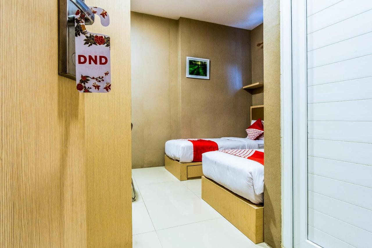 Oyo 279 Deli Homestay Medan Exterior foto